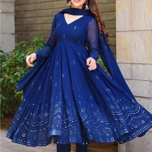 Chic Navy Blue Long Sleeve Dress